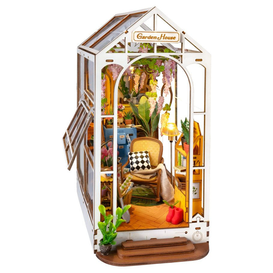 Garden Flower House Book Nook & Wonderland